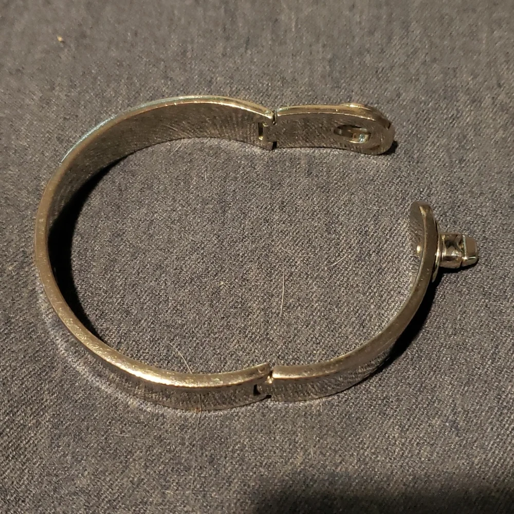 Coach Bangle That Opens - Picture 5 of 9